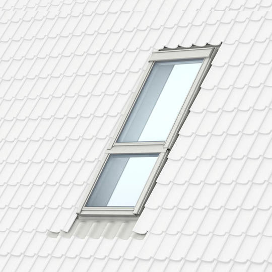pivåfönster och fast Velux kombinerat takfönster 8 x 16, 8 x 9 dm